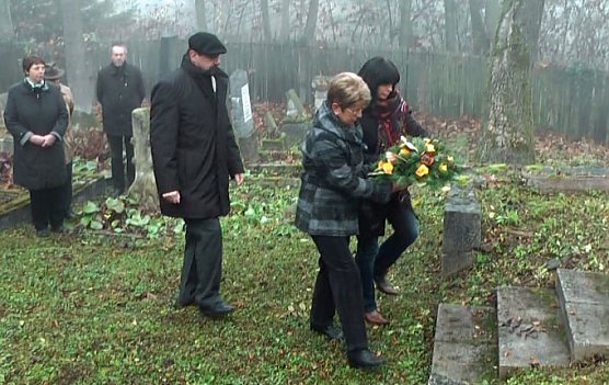 An Pogromnacht erinnert (Foto: Karl-Heinz Herrmann)