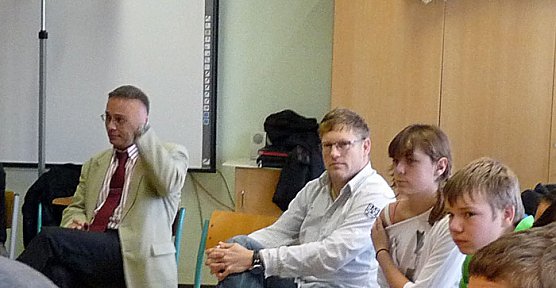 Start Projekt Schulbusbegleiter (Foto: Karl-Heinz Herrmann)