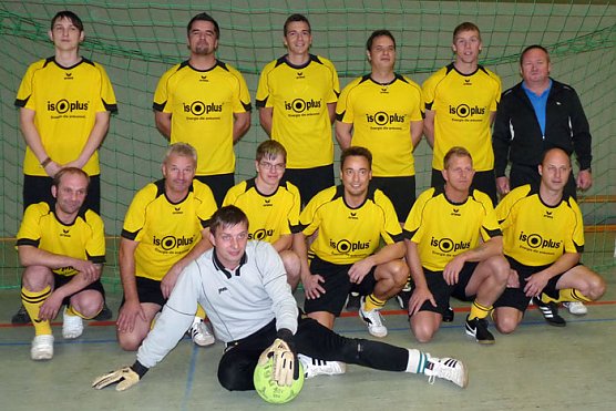 isoplus Fußballer (Foto: Karl-Heinz Herrmann) isoplus Fußballer (Foto: Karl-Heinz Herrmann)