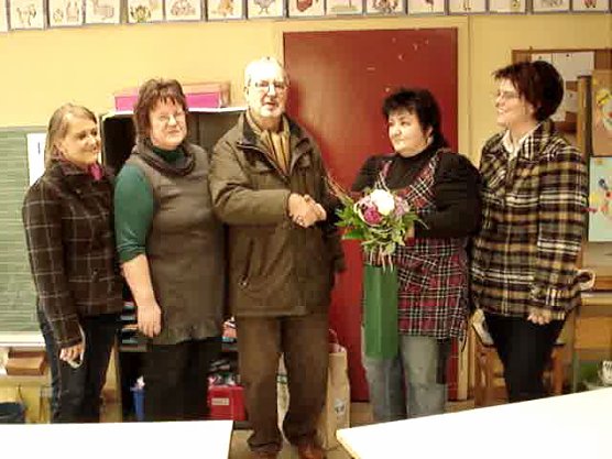 100. Mitglied im Förderverein (Foto: Freunde der Grundschule Bad Frankenhausen e. V.) 100. Mitglied im Förderverein (Foto: Freunde der Grundschule Bad Frankenhausen e. V.)