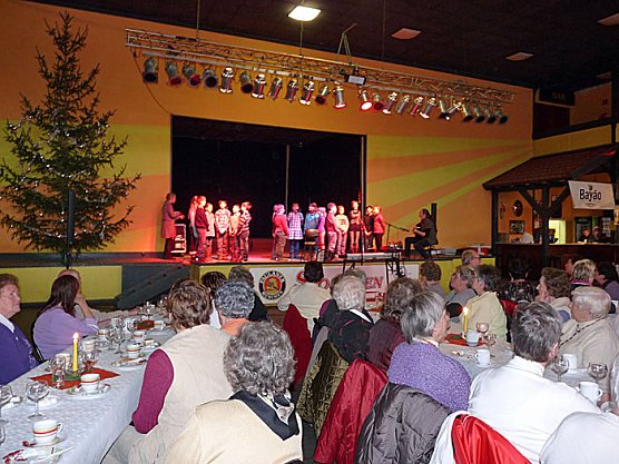 Senioren feierten (Foto: Karl-Heinz Herrmann)