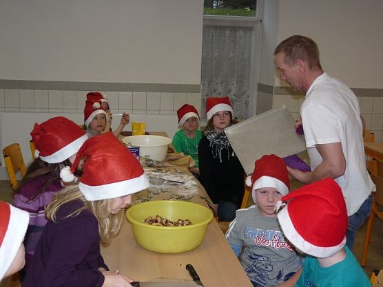 Interessante Projektwoche gestartet (Foto: Karl-Heinz Herrmann) Interessante Projektwoche gestartet (Foto: Karl-Heinz Herrmann)