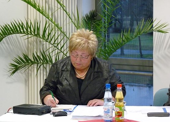 Aus Kreistag verabschiedet (Foto: Karl-Heinz Herrmann) Aus Kreistag verabschiedet (Foto: Karl-Heinz Herrmann)