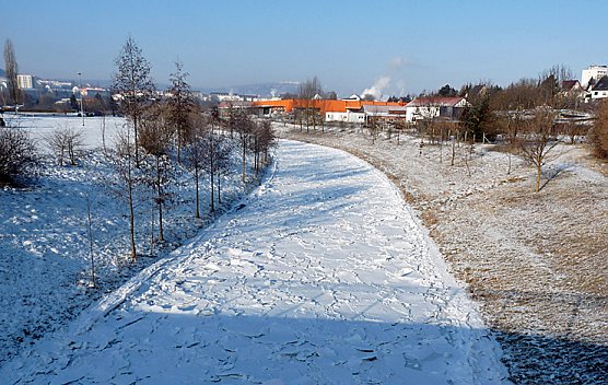 Vorsicht Eis! (Foto: Karl-Heinz Herrmann) Vorsicht Eis! (Foto: Karl-Heinz Herrmann)