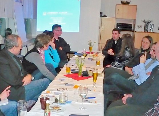 Rechte, Pflichten und Gefahren im Internet (Foto: SGW) Rechte, Pflichten und Gefahren im Internet (Foto: SGW)