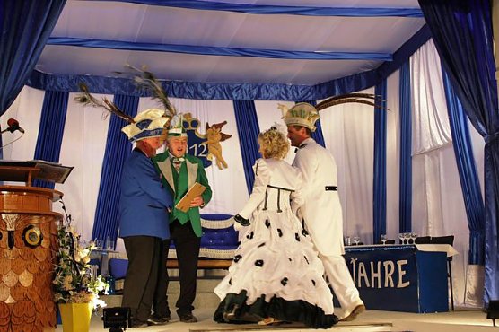 Bebra Helau! (1) (Foto: BCV Blau-Weiß Beberanien e.V.) Bebra Helau! (1) (Foto: BCV Blau-Weiß Beberanien e.V.)