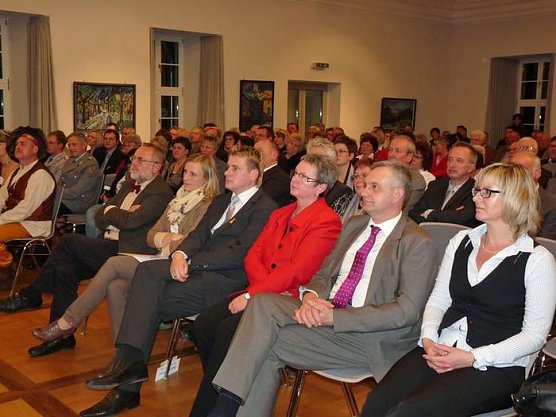 Wieder Ehrenamtliche gewürdigt (Foto: Karl-Heinz Herrmann) Wieder Ehrenamtliche gewürdigt (Foto: Karl-Heinz Herrmann)