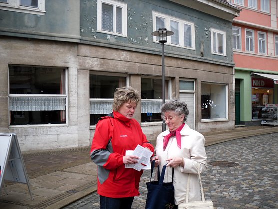 Stra&szlig;enwahlkampf (Foto: Die Linke Sondershausen)
