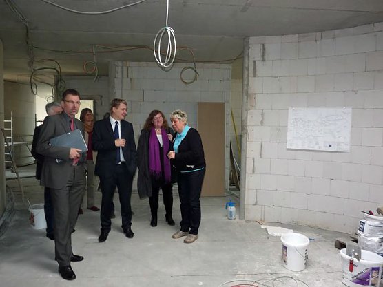 Wippergärtchen besucht (Foto: Karl-Heinz Herrmann) Wippergärtchen besucht (Foto: Karl-Heinz Herrmann)