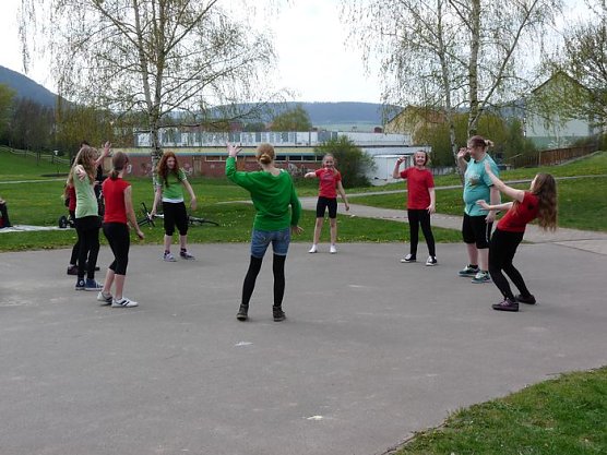 Baumfest gefeiert (Foto: Karl-Heinz Herrmann)