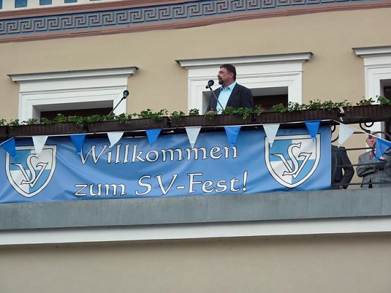 SV-Fest eröffnet (Foto: Karl-Heinz Herrmann) SV-Fest eröffnet (Foto: Karl-Heinz Herrmann)