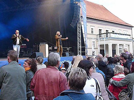 Höhepunkte Residenzfest (Foto: Karl-Heinz Herrmann) Höhepunkte Residenzfest (Foto: Karl-Heinz Herrmann)