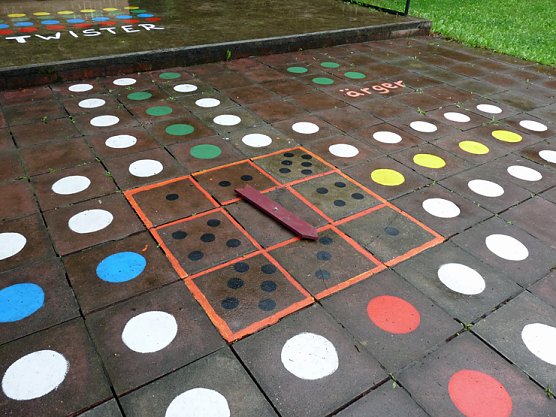 Projekt Spielwiese (Foto: Karl-Heinz Herrmann) Projekt Spielwiese (Foto: Karl-Heinz Herrmann)