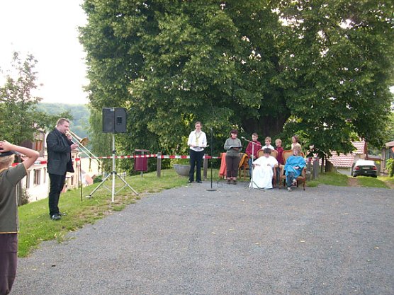 Gemeindefest Jechaburg (Foto: Karl-Heinz Herrmann) Gemeindefest Jechaburg (Foto: Karl-Heinz Herrmann)