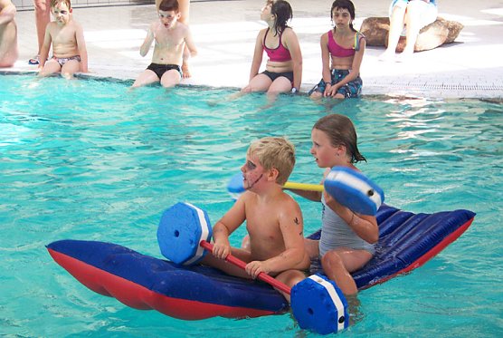 Kinder-Zaubershow & Clown Leo (Foto: Kyffh&auml;user-Therme)