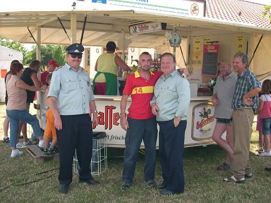 Dorffest Oberspier (Foto: Karl-Heinz Herrmann) Dorffest Oberspier (Foto: Karl-Heinz Herrmann)