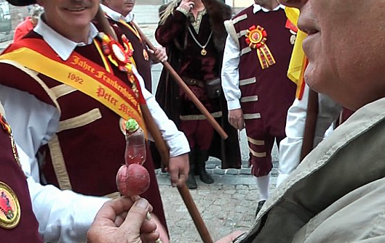 Ah und Oh bei Hausm&auml;nnern (Foto: Karl-Heinz Herrmann)