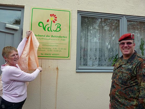 Kleine Einweihung (Foto: Karl-Heinz Herrmann)