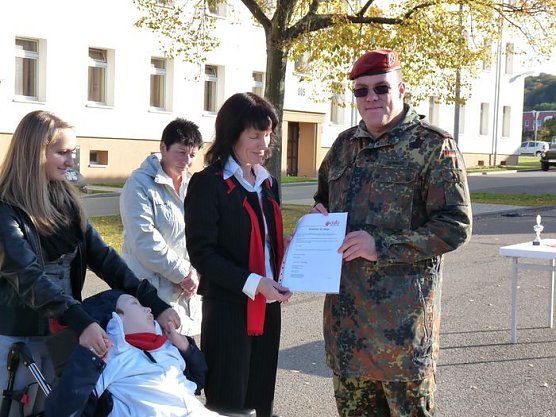 Abschluss mit Überraschung (Foto: Karl-Heinz Herrmann) Abschluss mit Überraschung (Foto: Karl-Heinz Herrmann)