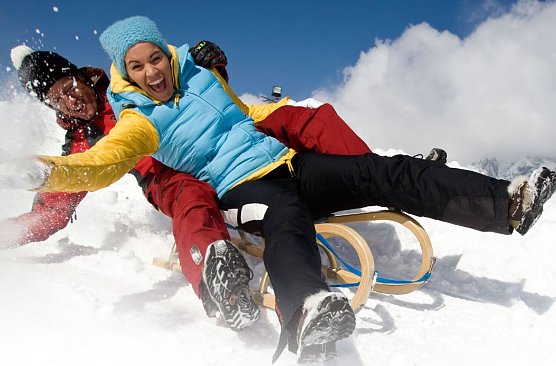 Rodelbahnen getestet (Foto: ADAC)