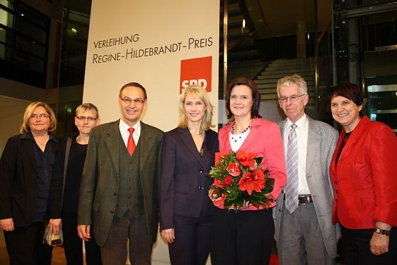 Von der Preisverleihung (Foto: Bündnis gegen Rechts im Kyffhäuserkreis ) Von der Preisverleihung (Foto: Bündnis gegen Rechts im Kyffhäuserkreis )