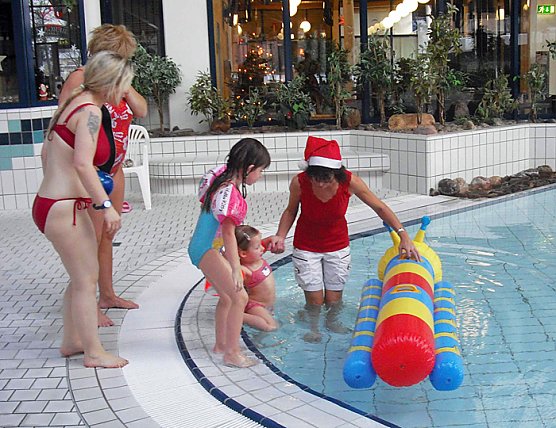 "Nikolaus-Party � (Foto: Kyffh&auml;user-Therme)