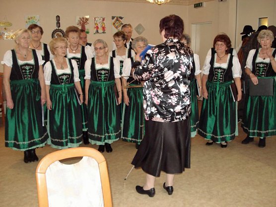 Weihnachtsfeiern beim VdK (Foto: Klaus Henze) Weihnachtsfeiern beim VdK (Foto: Klaus Henze)