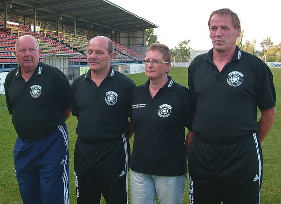 Eintracht Sondershausen (Foto: Karl-Heinz Herrmann) Eintracht Sondershausen (Foto: Karl-Heinz Herrmann)