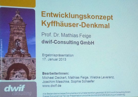 Alles Paletti am Kyffhäuser? (Foto: Karl-Heinz Herrmann) Alles Paletti am Kyffhäuser? (Foto: Karl-Heinz Herrmann)