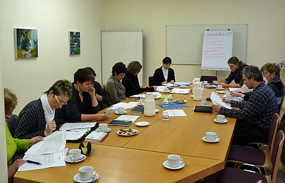 An Leitbild gefeilt (Foto: Karl-Heinz Herrmann) An Leitbild gefeilt (Foto: Karl-Heinz Herrmann)