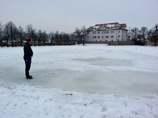 Wenig erfreut (Foto: Karl-Heinz Herrmann)