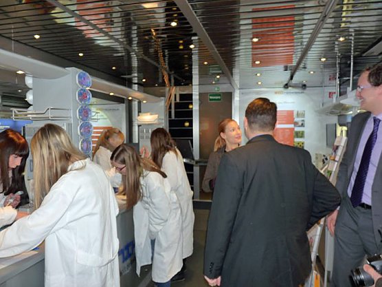 Spannendes BIOTechnikum (Foto: Karl-Heinz Herrmann)