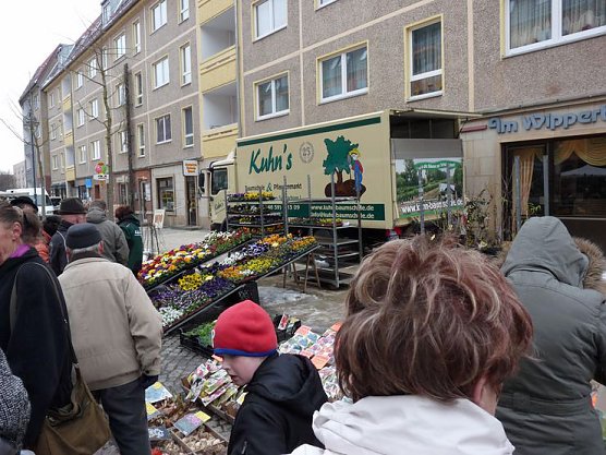 Oster- oder doch Weihnachtsmarkt? (Foto: Karl-Heinz Herrmann)