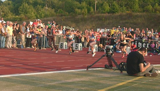 100 m Lauf Frauen (Foto: Karl-Heinz Herrmann)
