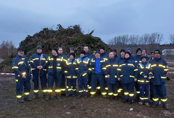 Es ist gezündet (Foto: Karl-Heinz Herrmann) Es ist gezündet (Foto: Karl-Heinz Herrmann)
