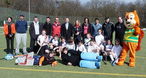 Hockey auf der Feuerkuppe (Foto: Karl-Heinz Herrmann)