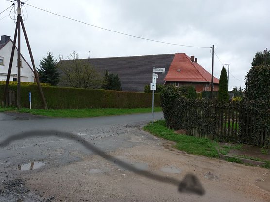 Irritationen um Radwege (Foto: Karl-Heinz Herrmann) Irritationen um Radwege (Foto: Karl-Heinz Herrmann)