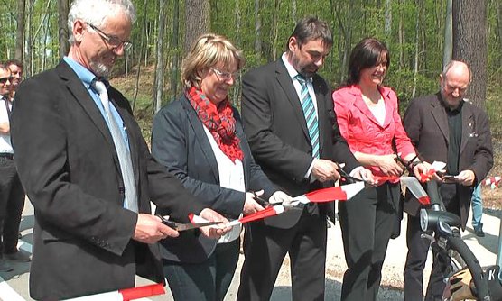 Rad- und Nahverkehr eng verknüpfen (Foto: Karl-Heinz Herrmann) Rad- und Nahverkehr eng verknüpfen (Foto: Karl-Heinz Herrmann)