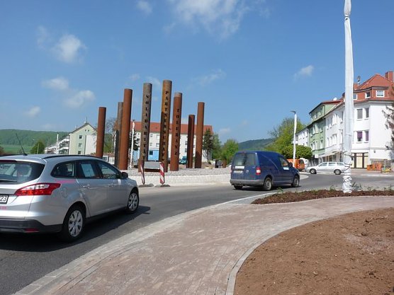 Verkehr rollt teilweise (Foto: Karl-Heinz Herrmann)