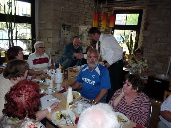Ein großer Schritt nach vorn (Foto: Karl-Heinz Herrmann) Ein großer Schritt nach vorn (Foto: Karl-Heinz Herrmann)
