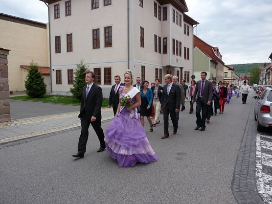 Fliederkrone gesetzt (Foto: Karl-Heinz Herrmann)