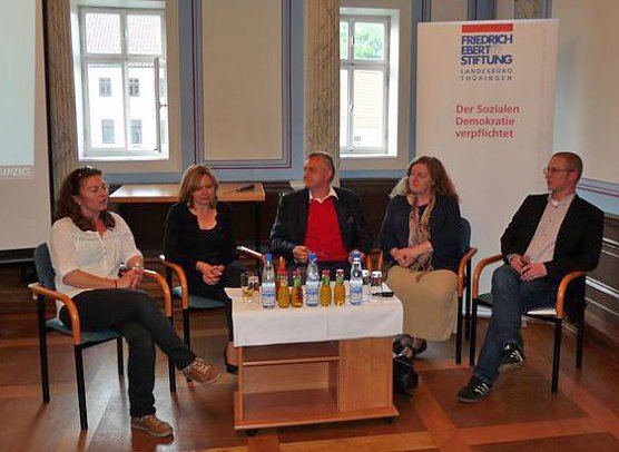 Die Mitte im Umbruch (Foto: Karl-Heinz Herrmann) Die Mitte im Umbruch (Foto: Karl-Heinz Herrmann)