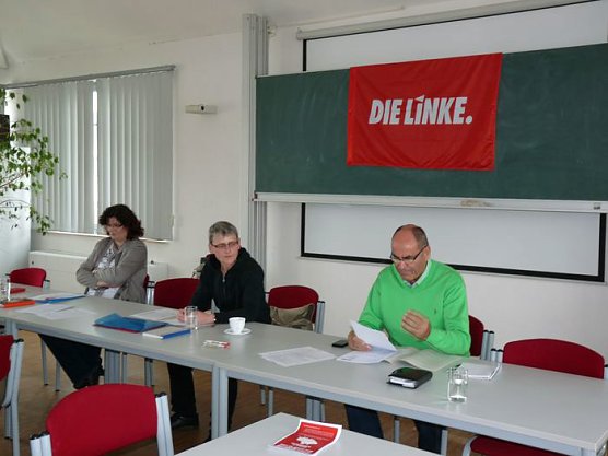 Kreisparteitag durchgeführt (Foto: Karl-Heinz Herrmann) Kreisparteitag durchgeführt (Foto: Karl-Heinz Herrmann)