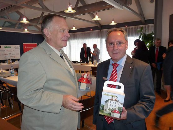 Spendenaktionen f&uuml;r Fluthilfeopfer (Foto: Karl-Heinz Herrmann)