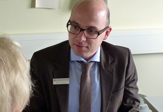 Beratung jetzt (Foto: AA)