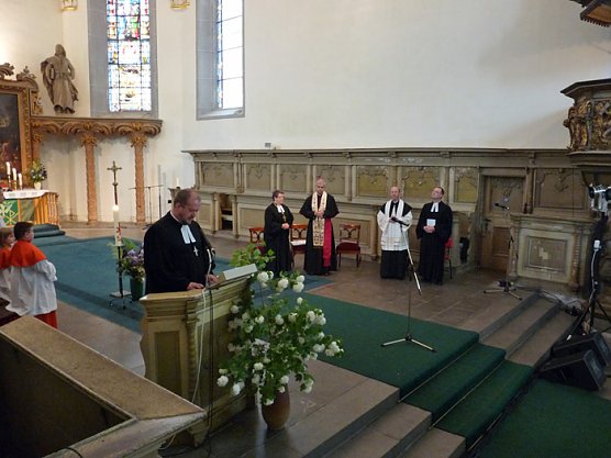 Gottesdienst (Foto: Karl-Heinz Herrmann)