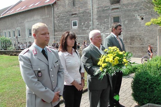 Mit Umzug gefeiert (Foto: Karl-Heinz Herrmann)