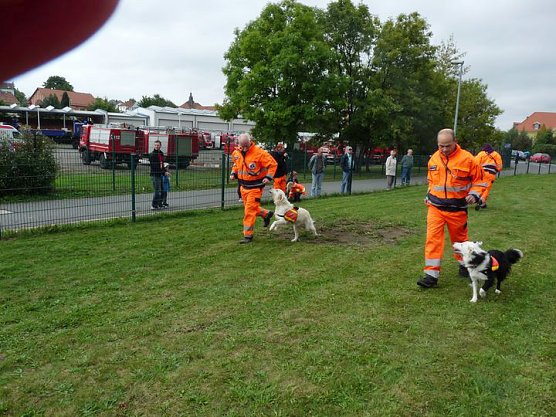 Gro&szlig; gefeiert (Foto: Karl-Heinz Herrmann)