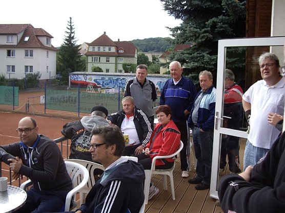 Tennis-Senioren mit Spa&szlig; am Spiel (Foto: Marcel Fromm)