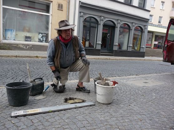 Stolpersteine gegen das Vergessen (Foto: Karl-Heinz Herrmann) Stolpersteine gegen das Vergessen (Foto: Karl-Heinz Herrmann)